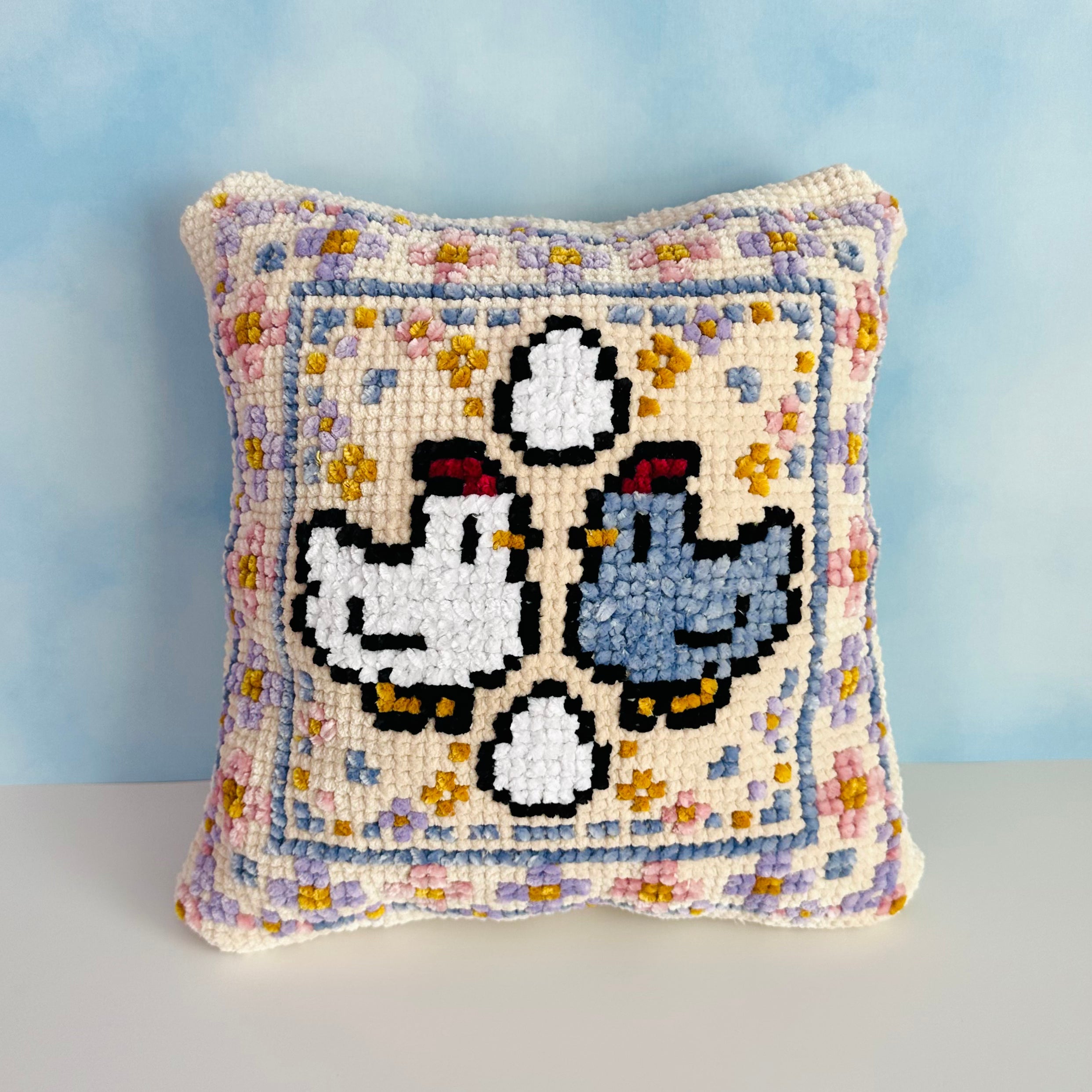 Crochet & Cross-Stitch PATTERN] Chicken & Egg Pillow – Pxl Pals