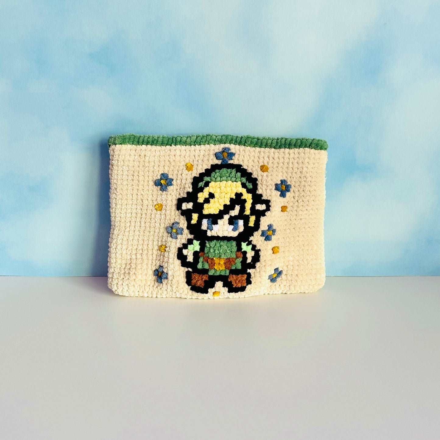 (MADE TO ORDER) The Minish Pouch